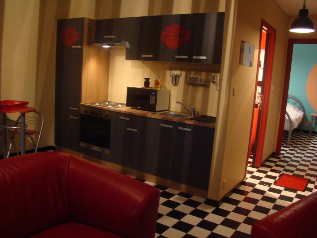 Guest House Western-City Шофонтен Экстерьер фото